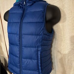 Navy Puffy Women's Vest mandarin newport RI